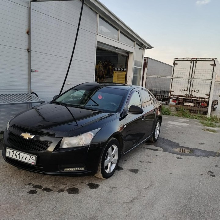 Chevrolet Cruze, 2011