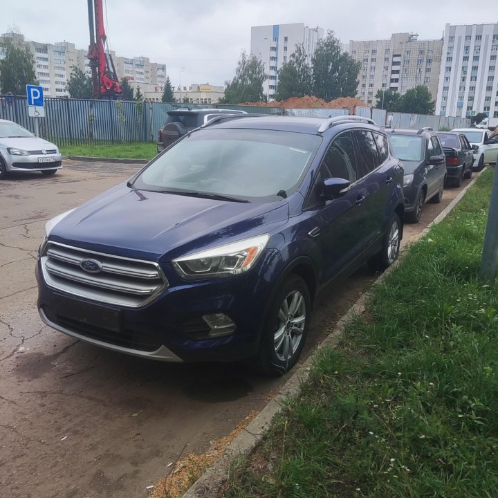 Ford Kuga, 2016