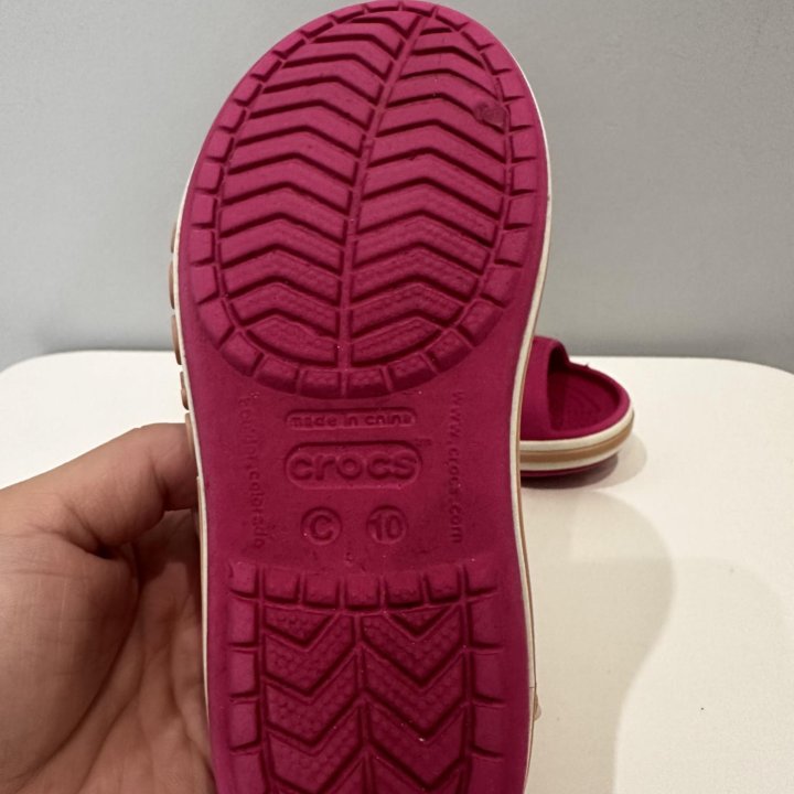 Сандалии crocs