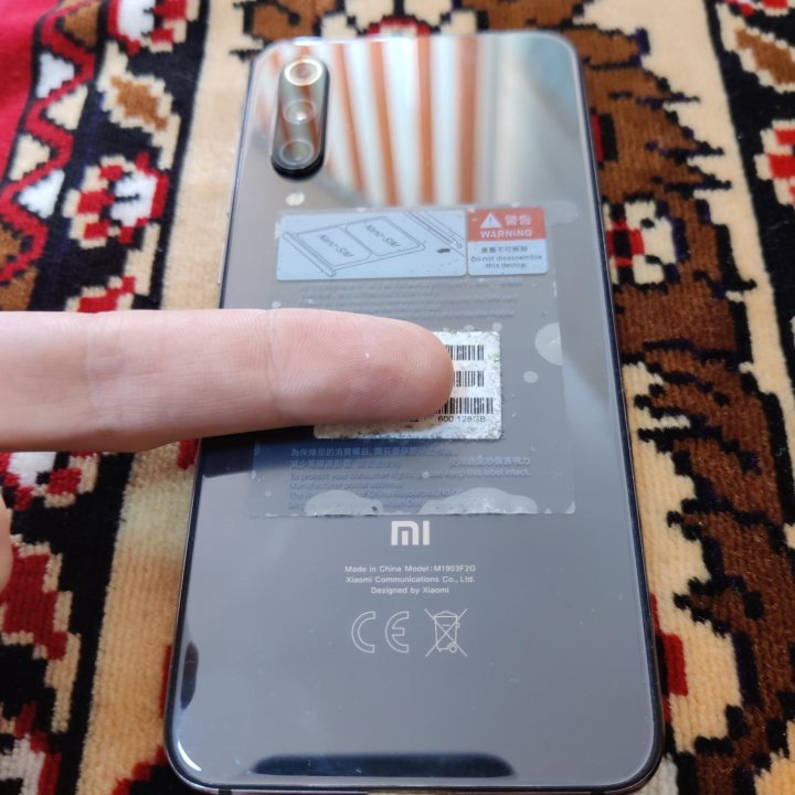 Xiaomi Mi 9 SE, 6/128 ГБ