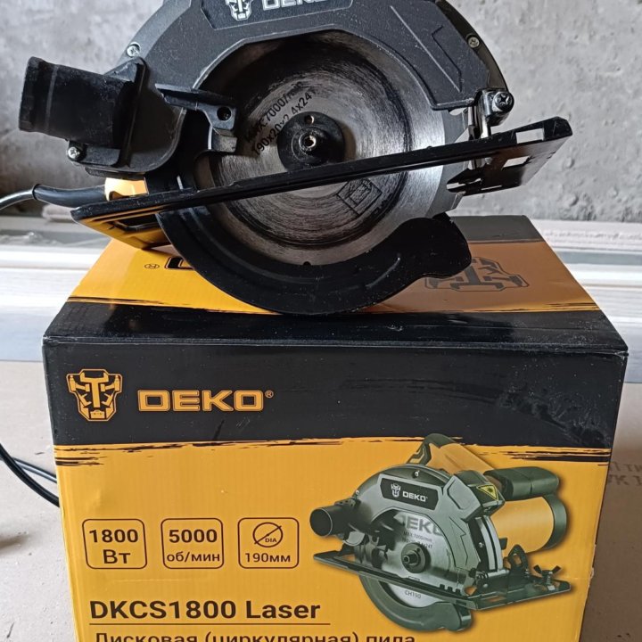 Циркулярная дисковая пила DEKO DKCS1800 laser