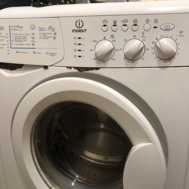 Стиральная машина Indesit Wisl 103 узкая 4 кг