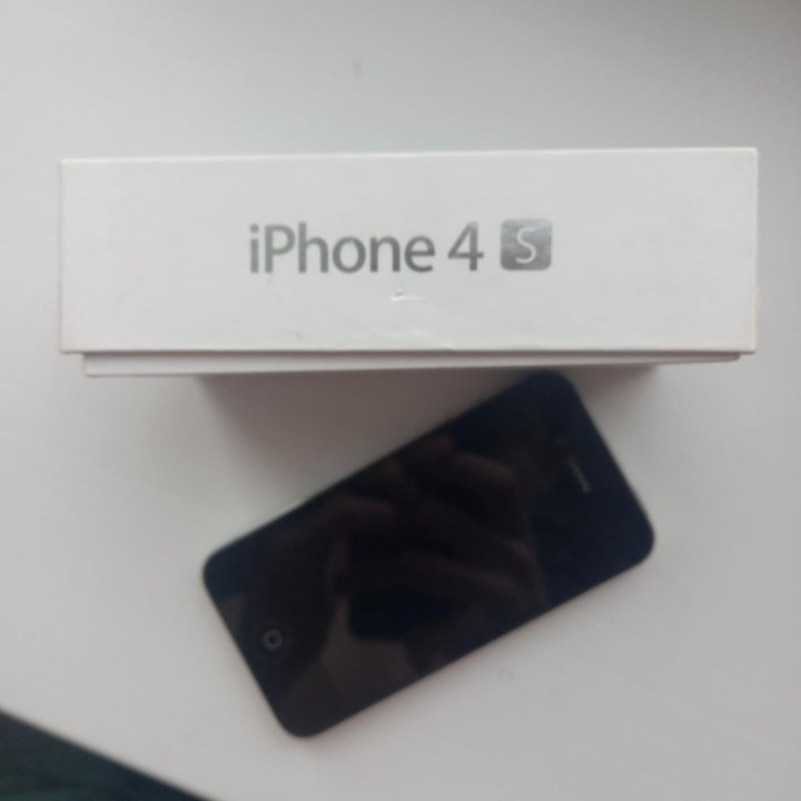 телефон iPhone 4s