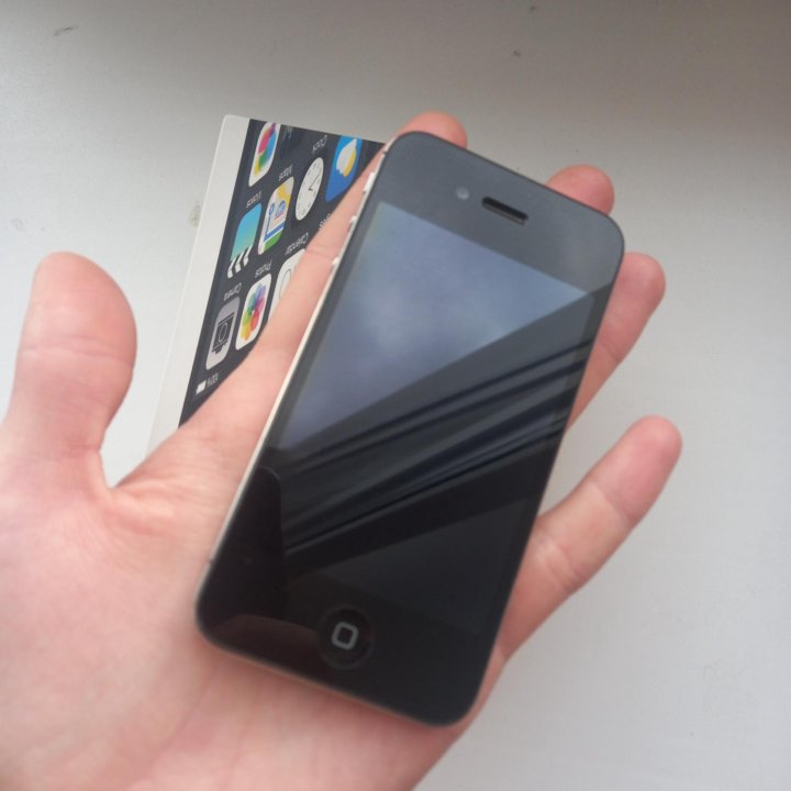 телефон iPhone 4s