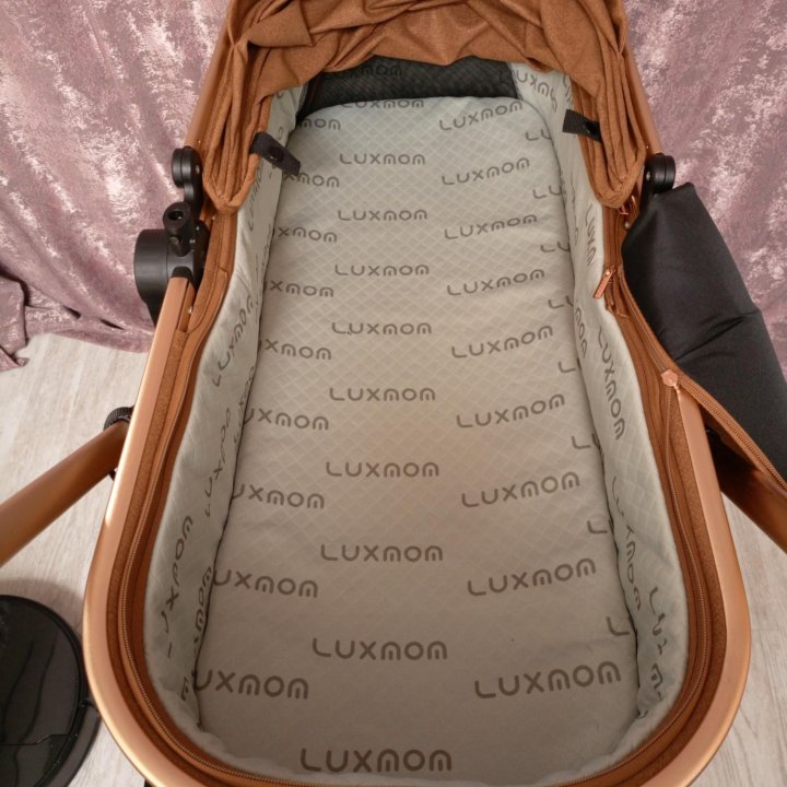 Коляска 3 в 1 luxmom