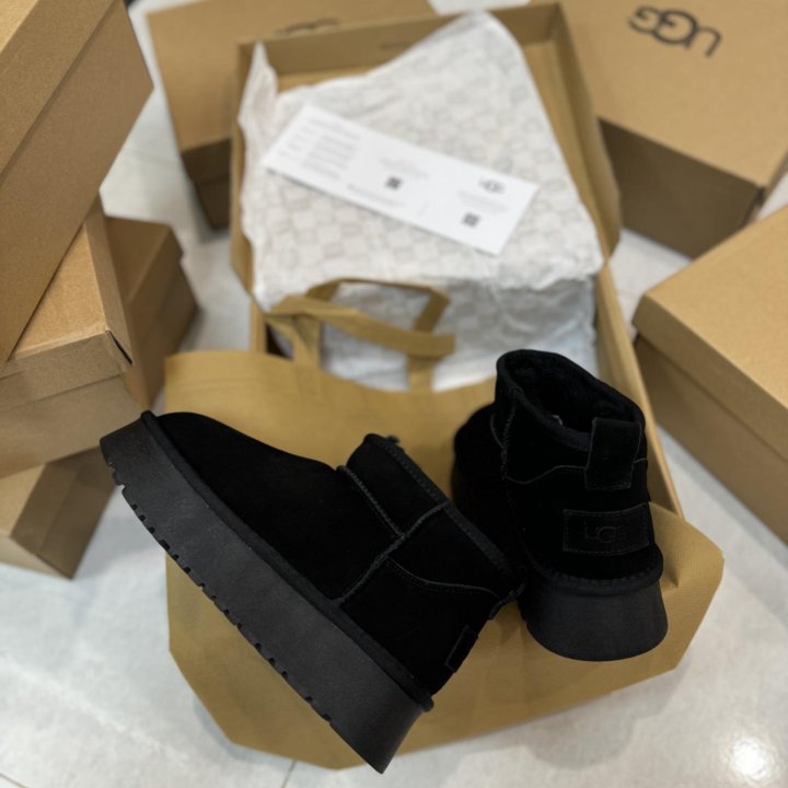 Женские ботинки UGG