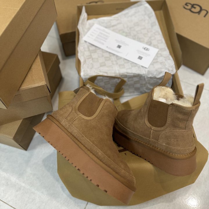 Женские ботинки UGG