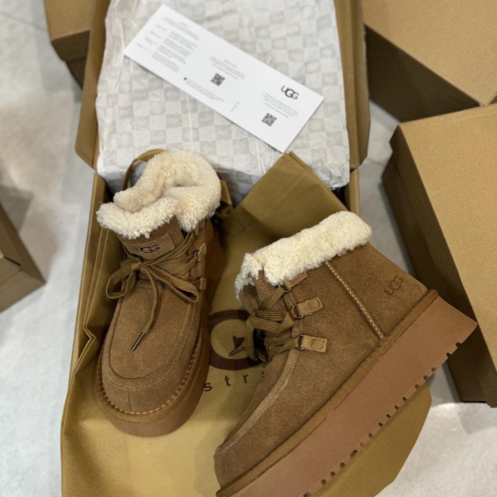 Женские ботинки UGG