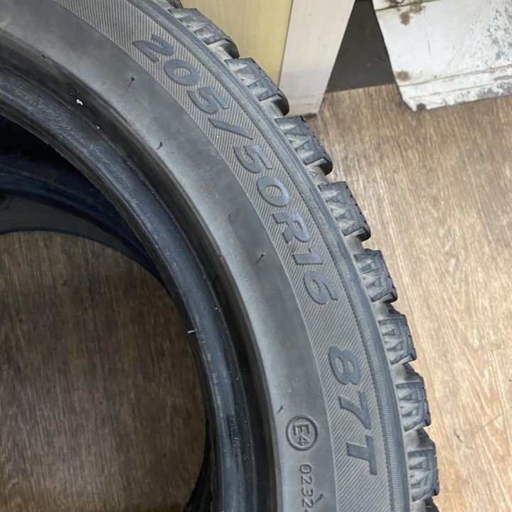 205/50/16 пара зима Hankook