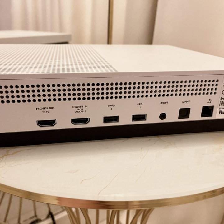 XBox one s 1 tb