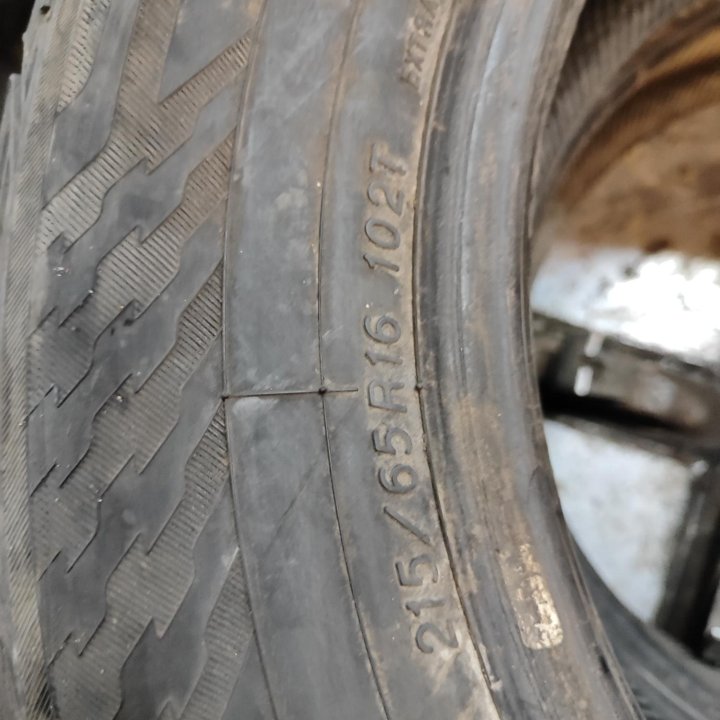 215/65 R16