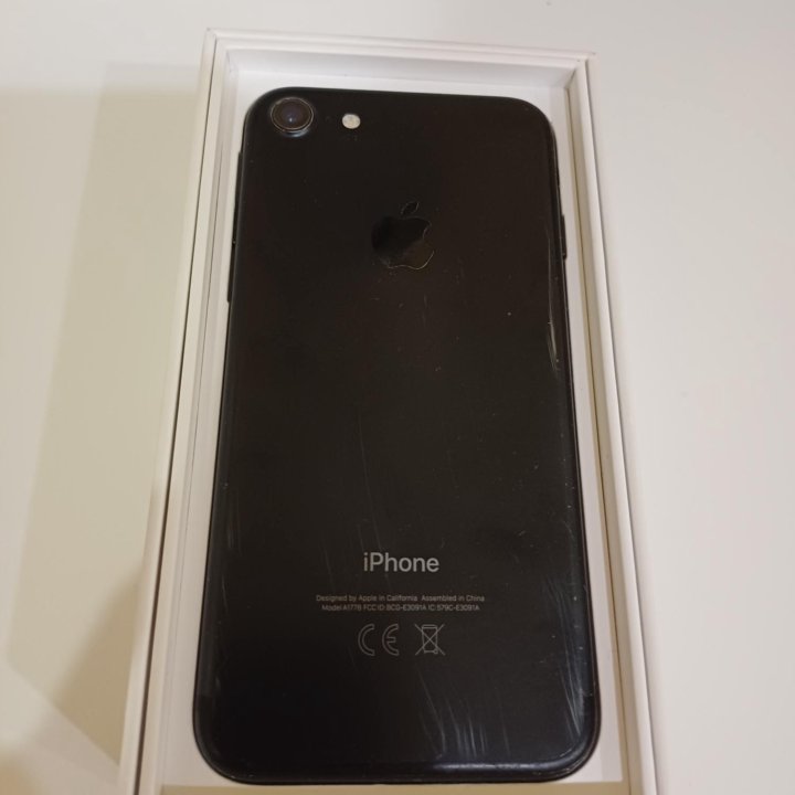 iPhone 7, 32 ГБ