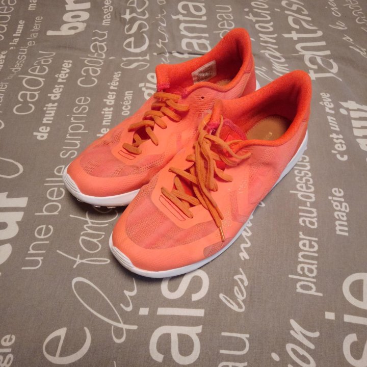 Кроссовки converse