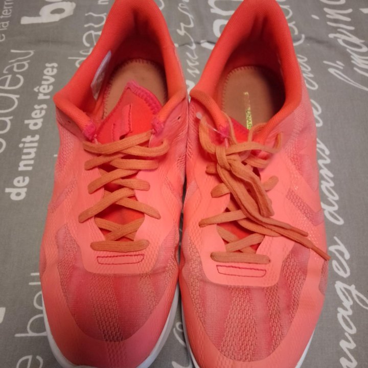 Кроссовки converse