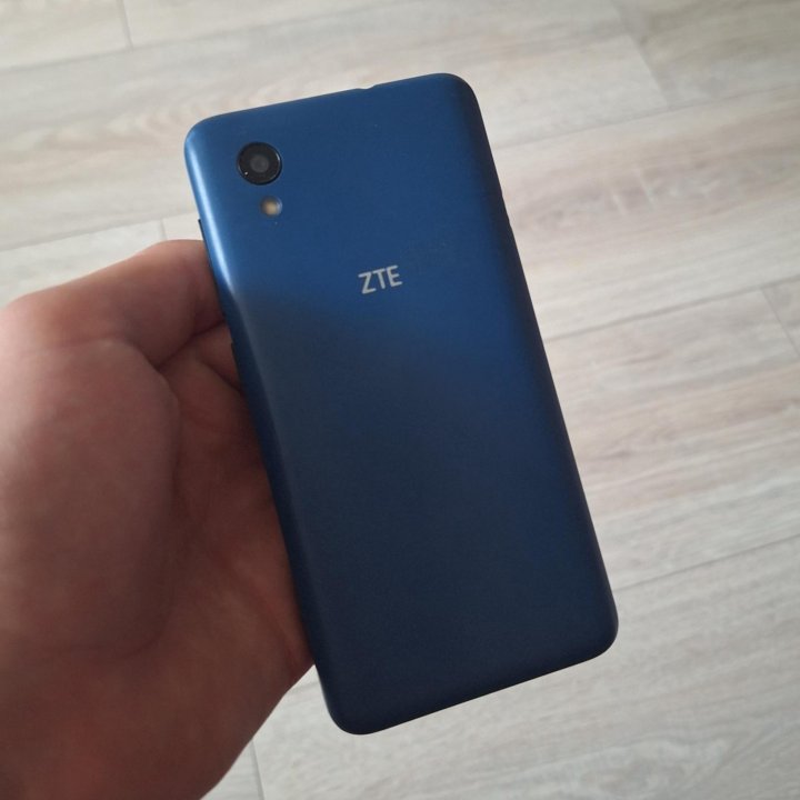 ZTE BLADE L8 32гб