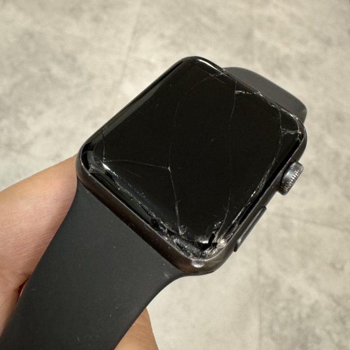 Apple Watch 3 ( 42 mm)