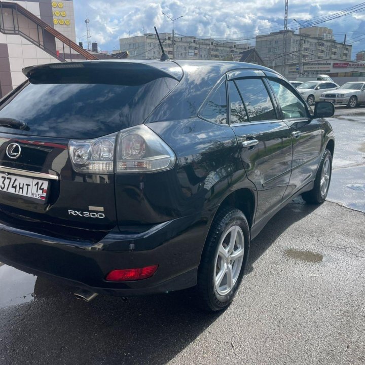 Lexus RX, 2004