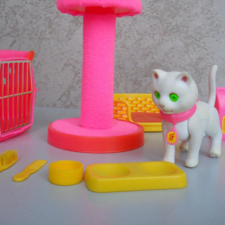 1982 Mattel Barbie Pet Kitten Fluff котенок