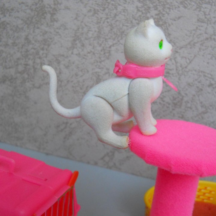 1982 Mattel Barbie Pet Kitten Fluff котенок