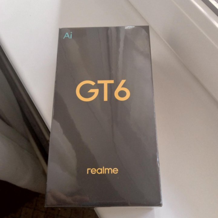 Realme gt6 12/256 (новый)