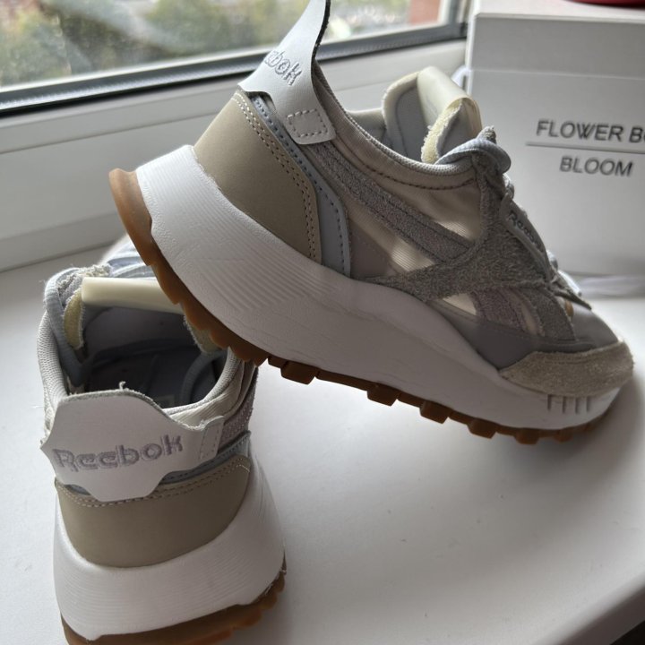 Кроссовки Reebok classic leather legacy