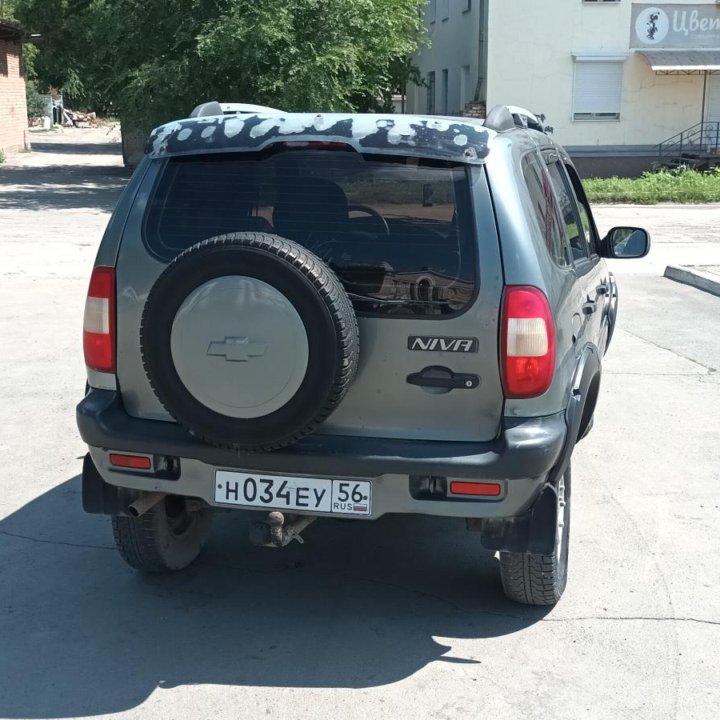 Chevrolet Niva, 2004