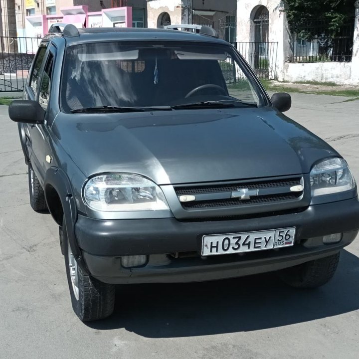 Chevrolet Niva, 2004