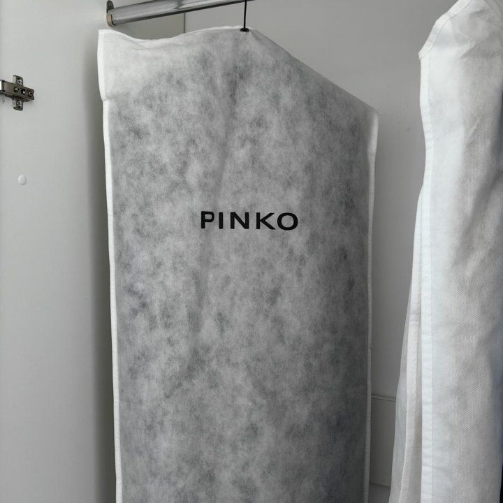 Платье pinko