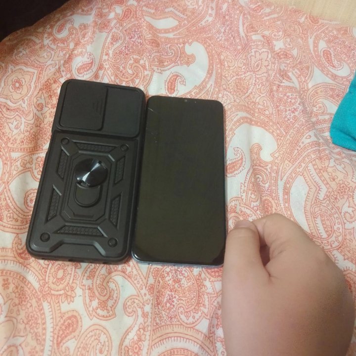 Продам телефон