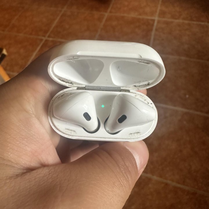 Air pods 2 поколение