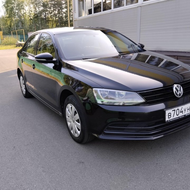 Volkswagen Jetta, 2015