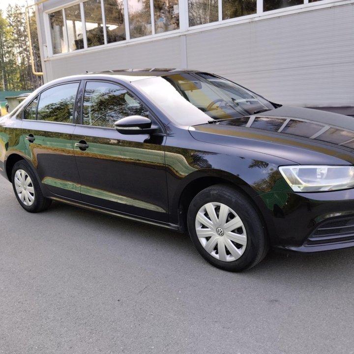 Volkswagen Jetta, 2015