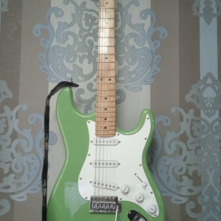 Fender Stratocaster SEAFOAM PEARL GREEN