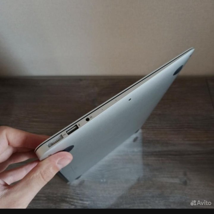 MacBook air a1466