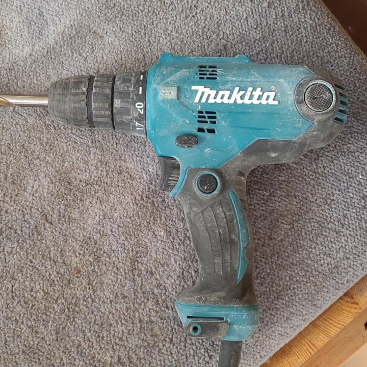 Шуруповерт makita df 0030