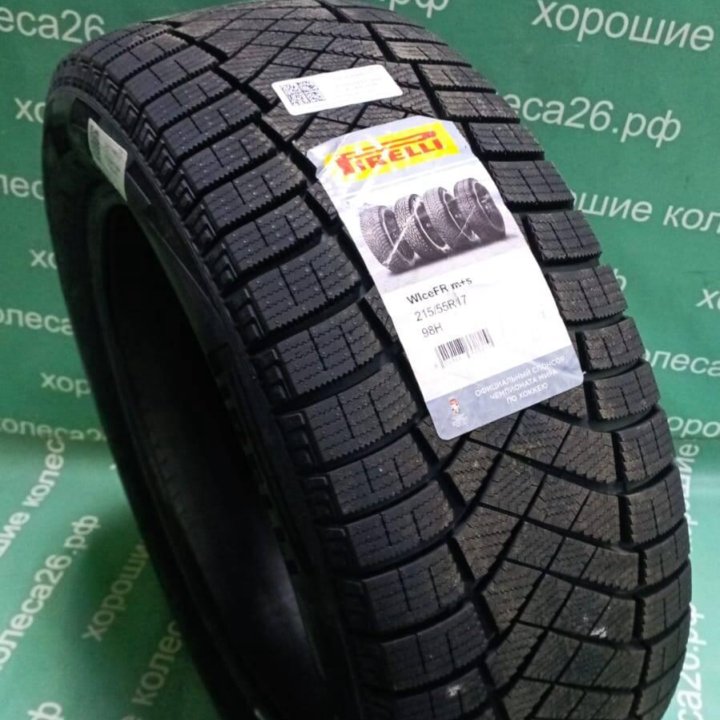 215/55 R17 Pirelli Ice Zero FR зимние нешипованные