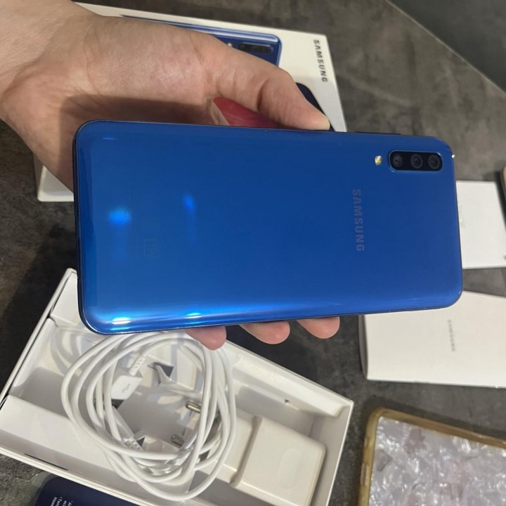 Samsung A50