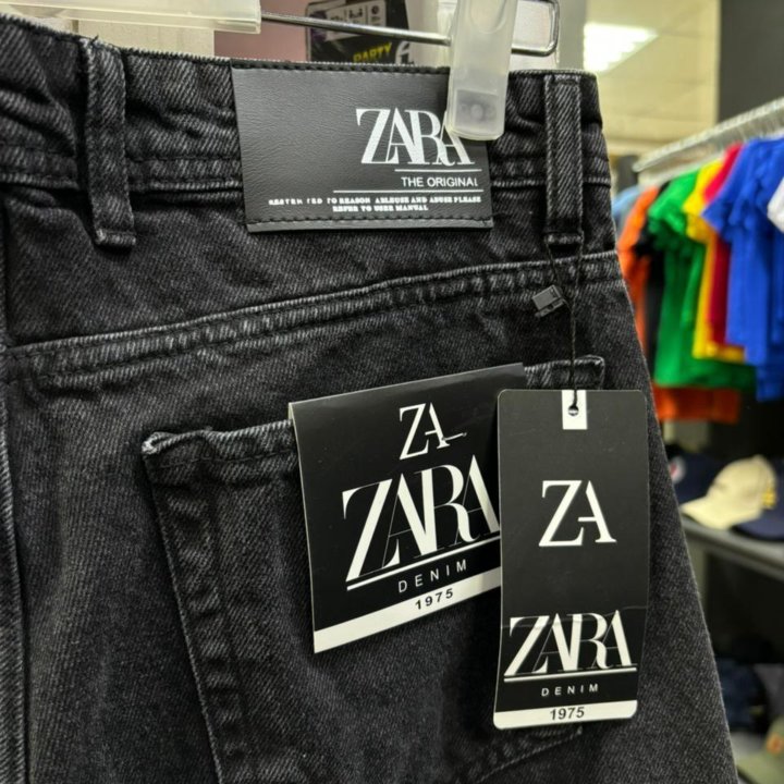 Джинсы ZARA бананы