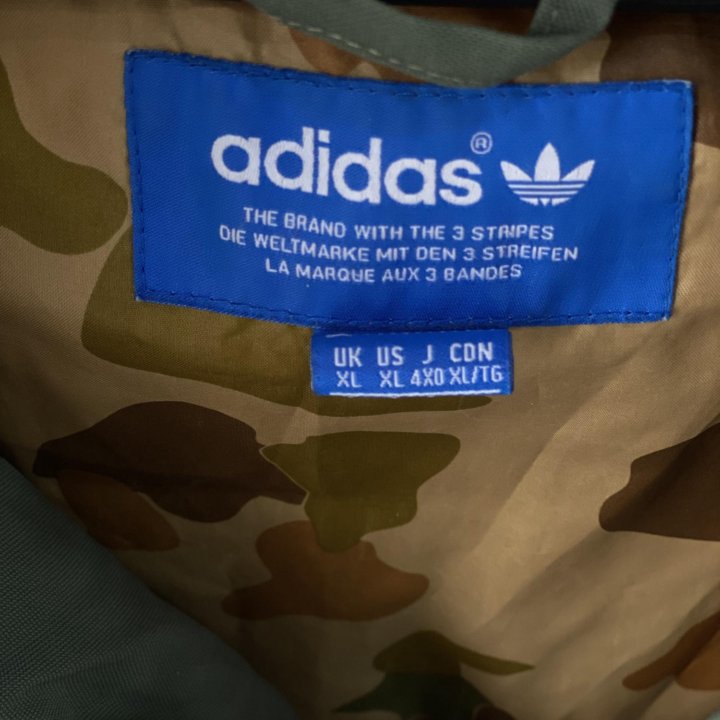 Adidas XL пуховик Б/У