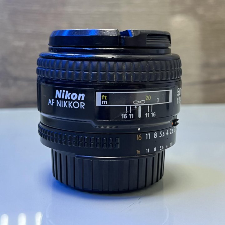 Портретный объектив Nikon AF 50mm F1.4 D