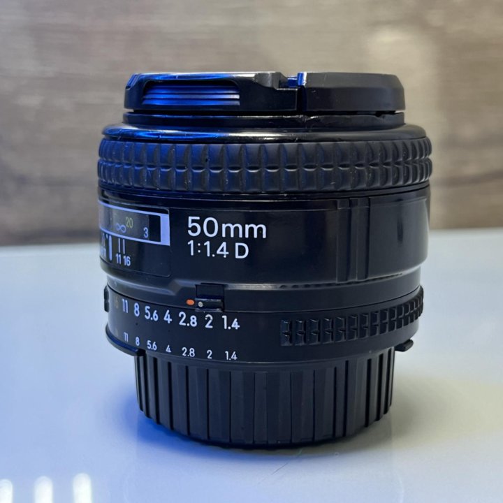 Портретный объектив Nikon AF 50mm F1.4 D