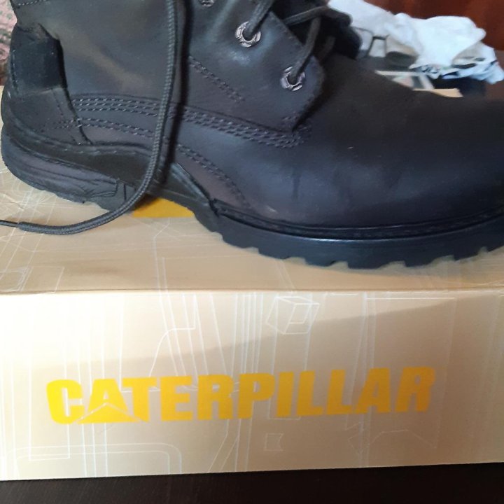 Ботинки Caterpillar новые