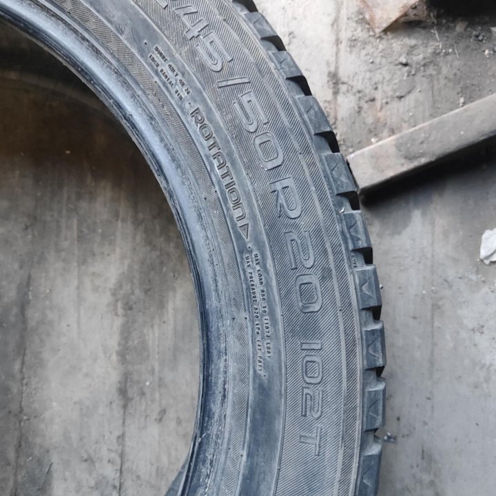 245/50 R20