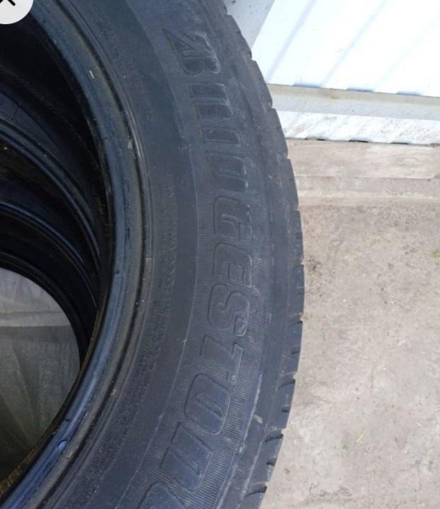 Шины летние Bridgestone Dueler H/T 687 225/65 R17