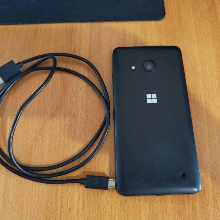 Nokia Lumia 525, Lumia 550