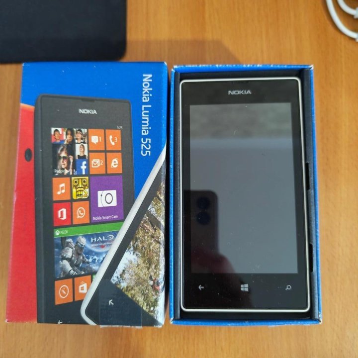 Nokia Lumia 525, Lumia 550