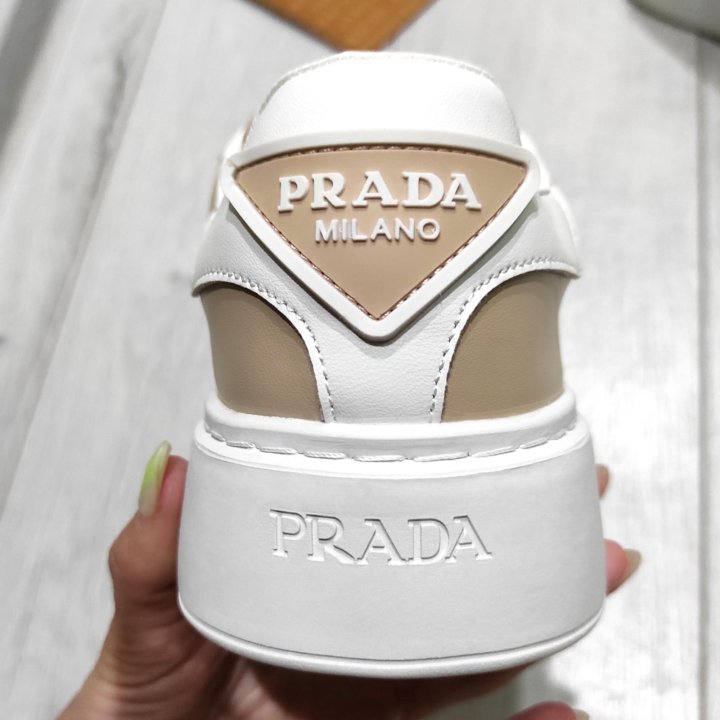 Prada люкс новые кроссовки