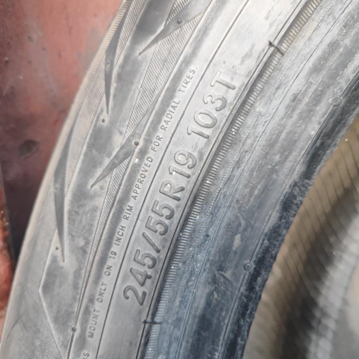 245/55 R19