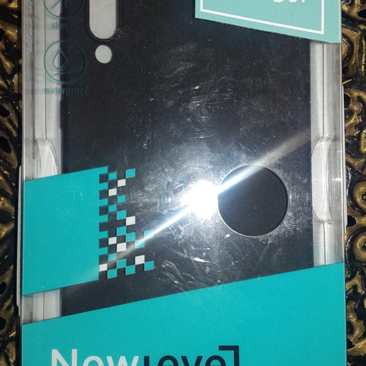 Чехлы для телефонов