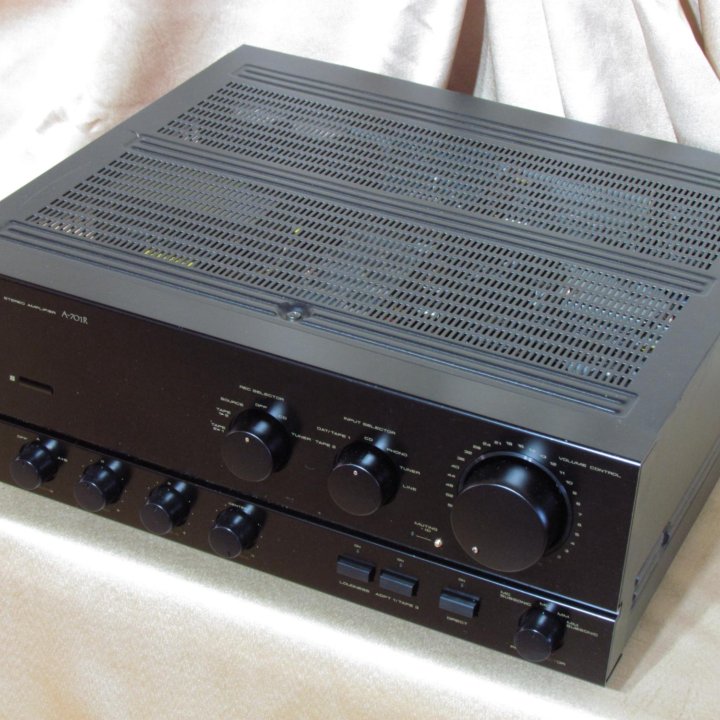 Усилитель Pioneer A 701 R